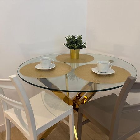 Apartament Przy Placu Wolnosci Poznań Zewnętrze zdjęcie